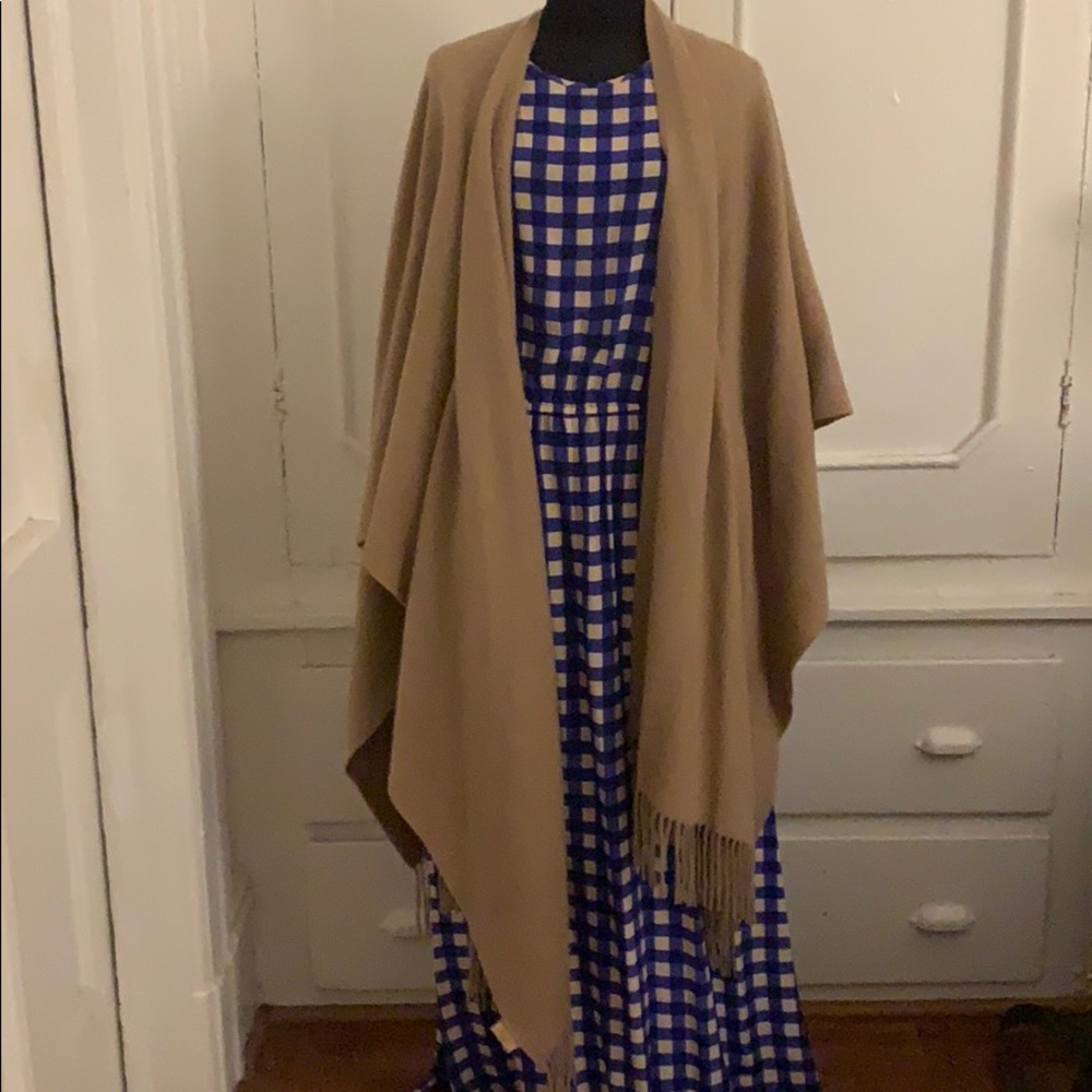BECKSÖNDERGAARD wool shawl wrap with fringes